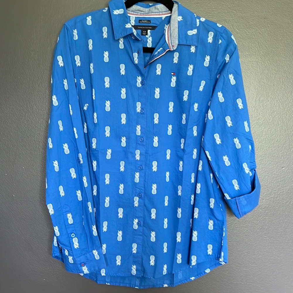 NWOT Tommy Hilfiger Blue Pineapple Shirt - S